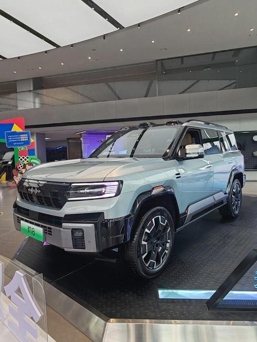 深圳326比亚迪方程豹硬派越野的爆款，英菲尼迪35周年与你共成长