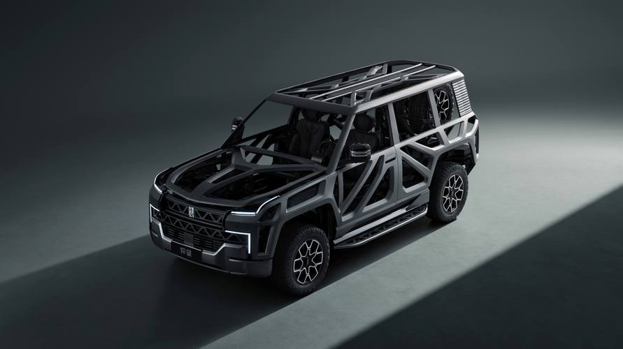 深圳326仰望U8硬派越野的科技魅力，国能汽车对传统燃油车市场的冲击